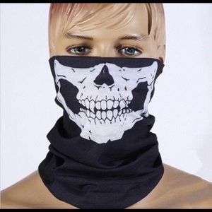 NWT Sports Face Mask for motorcycle/bike riders